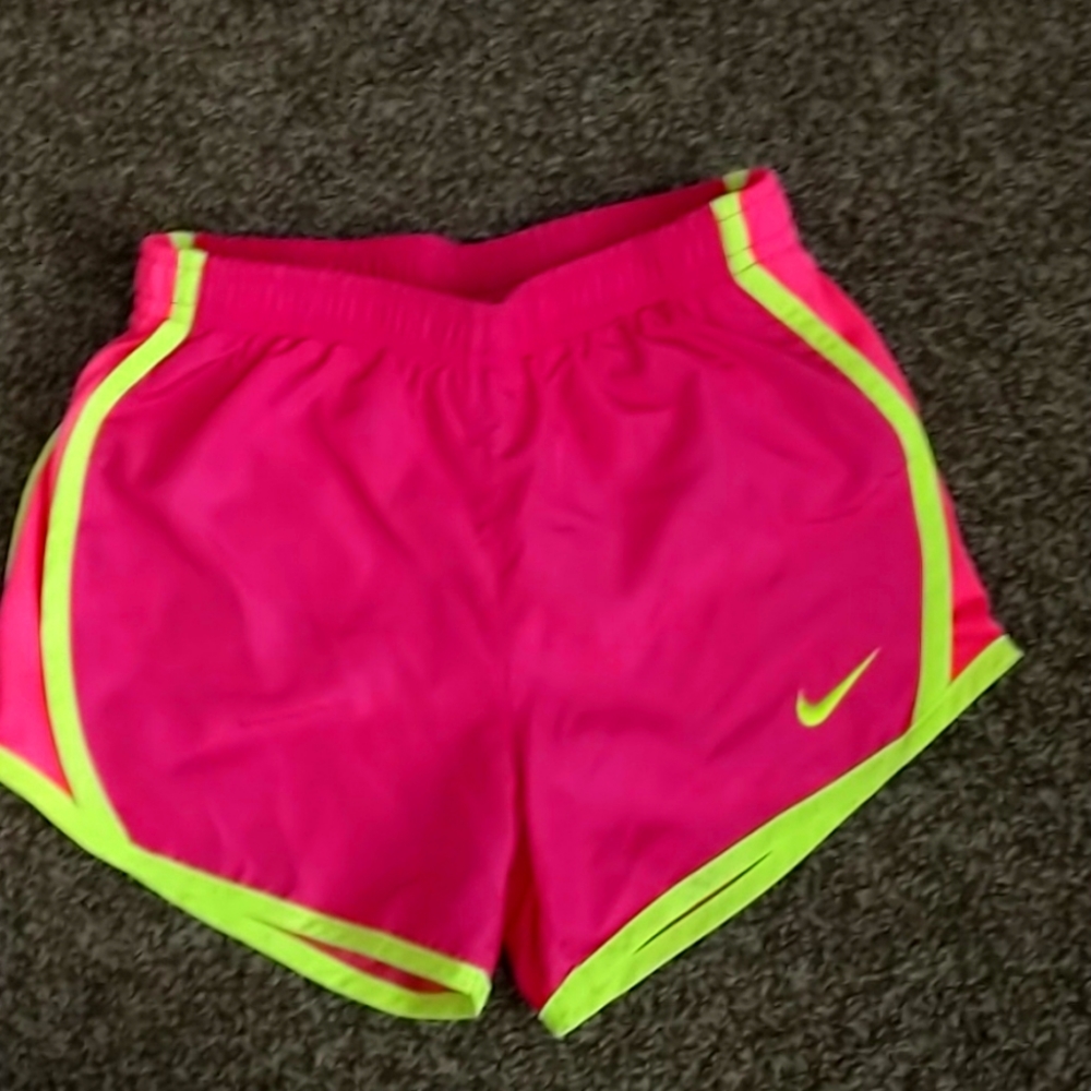 Girls Nike Dri-Fit Shorts Size 6